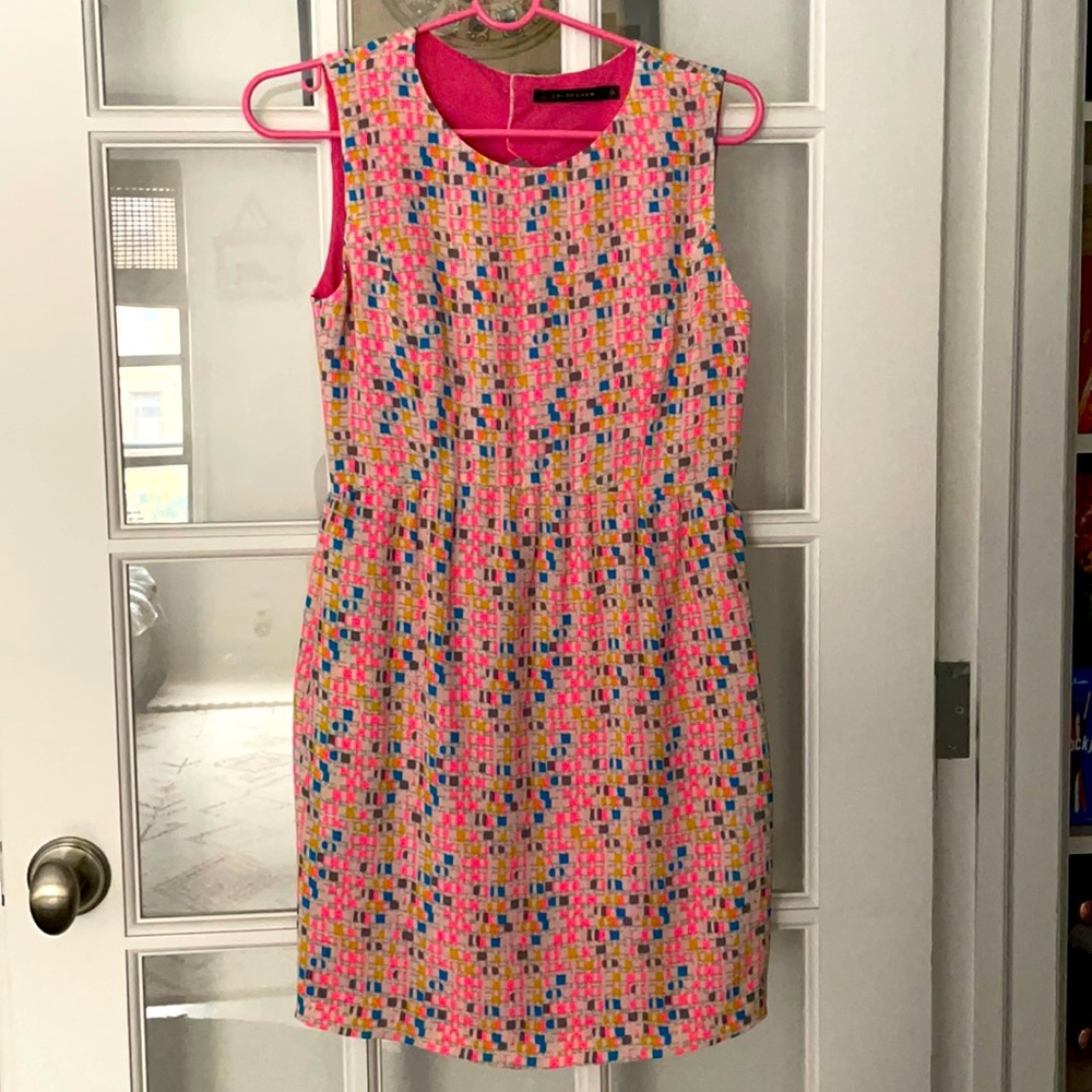 Perfect summer dress: Open-back high waist cocktail dress perfect for parties